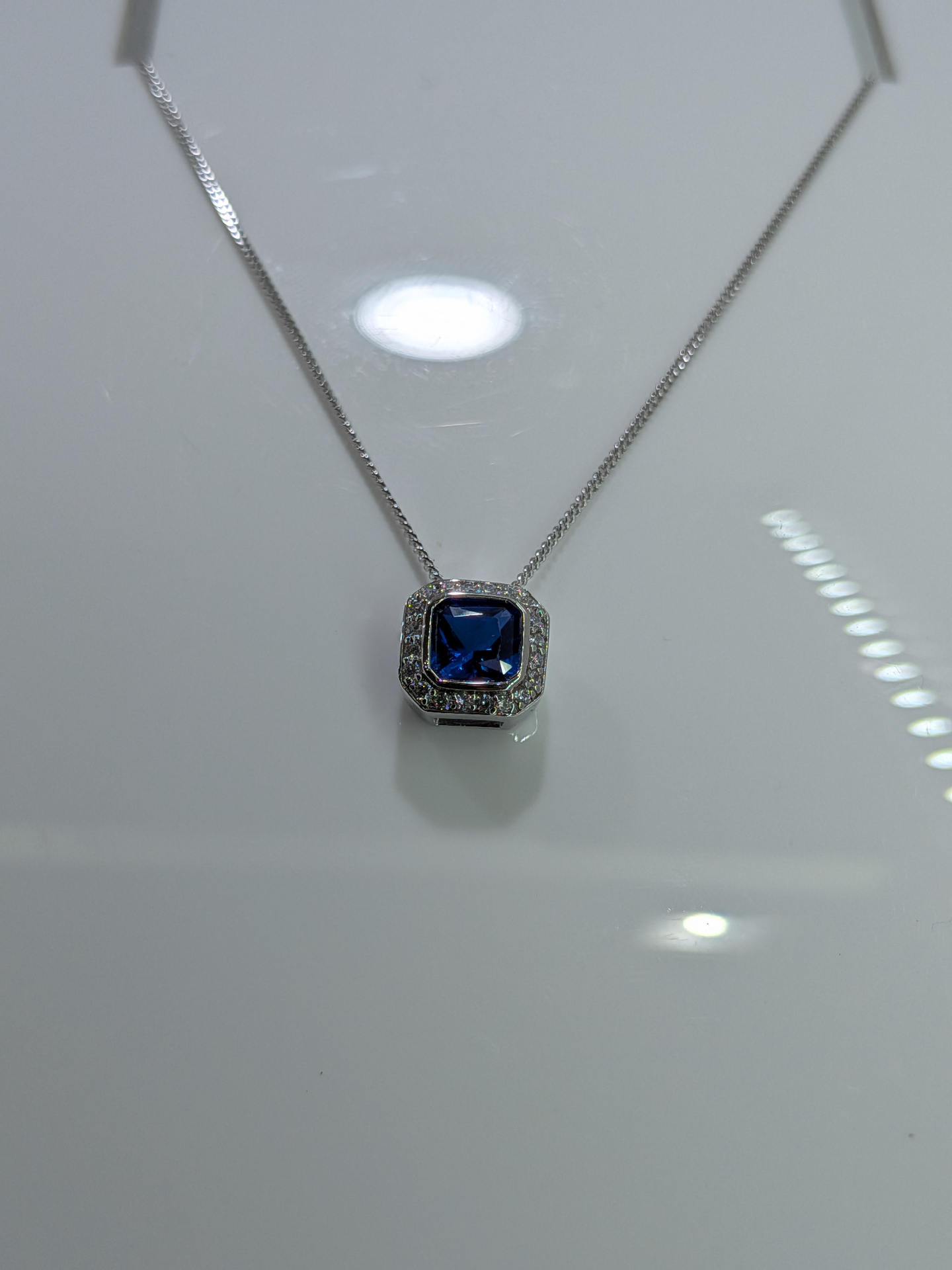 Sapphire Halo · In-Studio Original 01